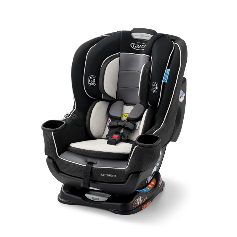 black and gray graco extend2fit convertible car seat with a five-point harness and cup holders